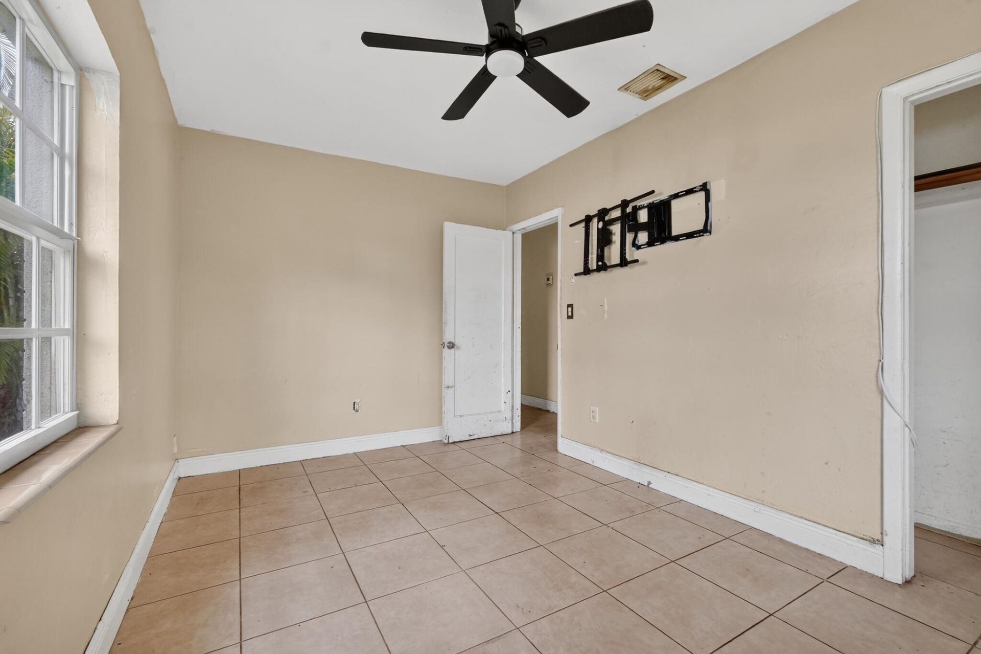 14621 Lincoln Boulevard, Miami, FL 33176 Photo