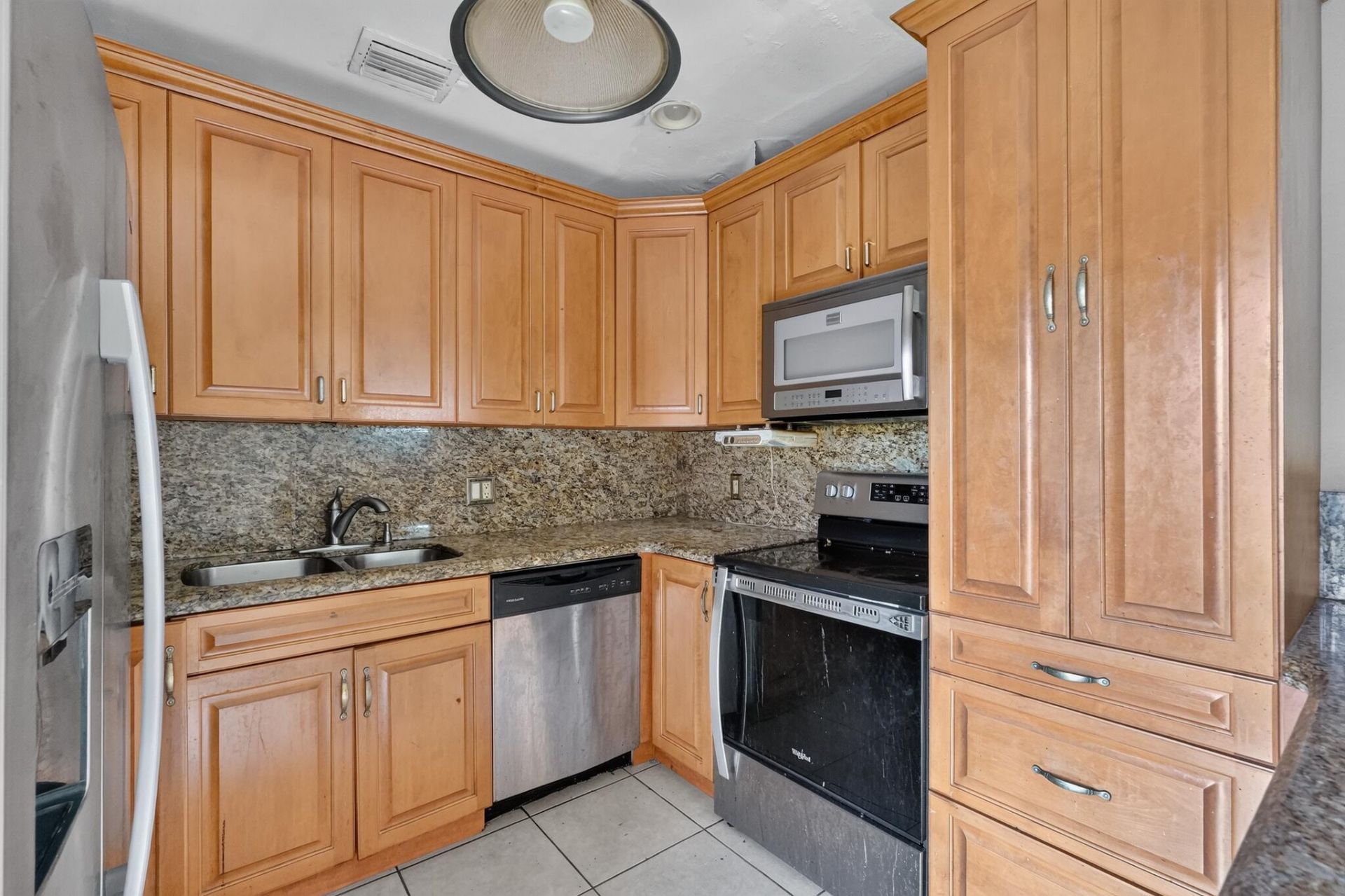 14621 Lincoln Boulevard, Miami, FL 33176 Photo