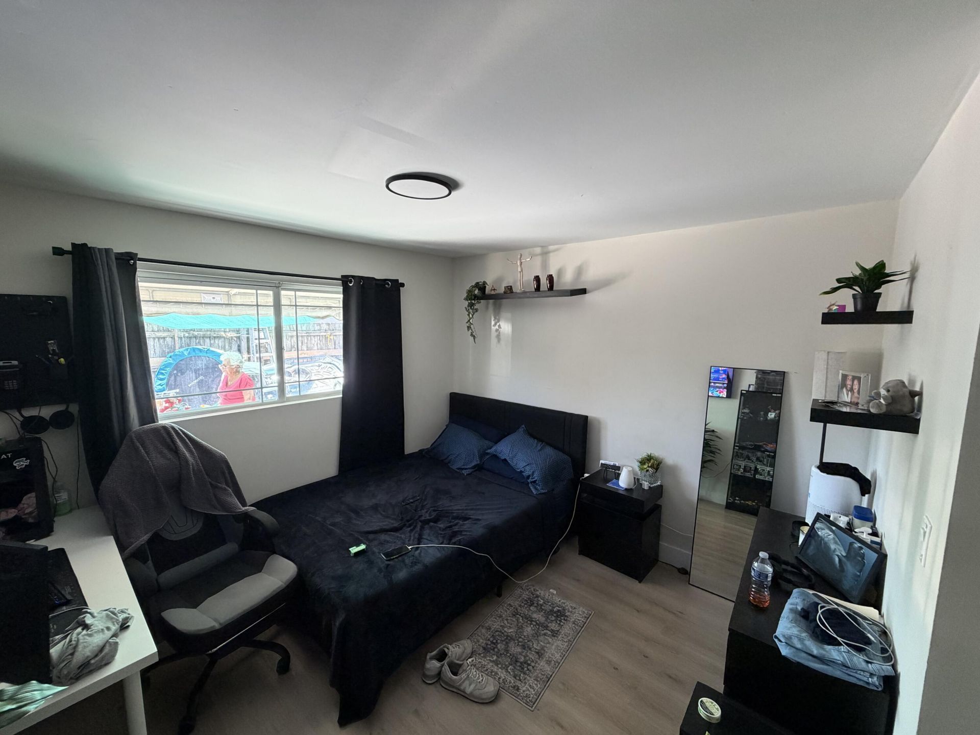 912 Montego Drive, West Palm Beach, FL 33415 Photo