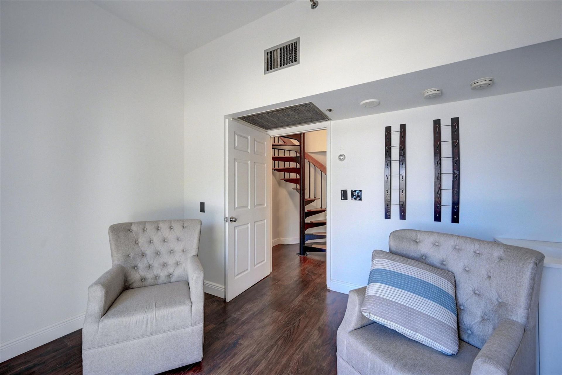 300 Three Islands Boulevard, Unit 101, Hallandale Beach, FL 33009 Photo