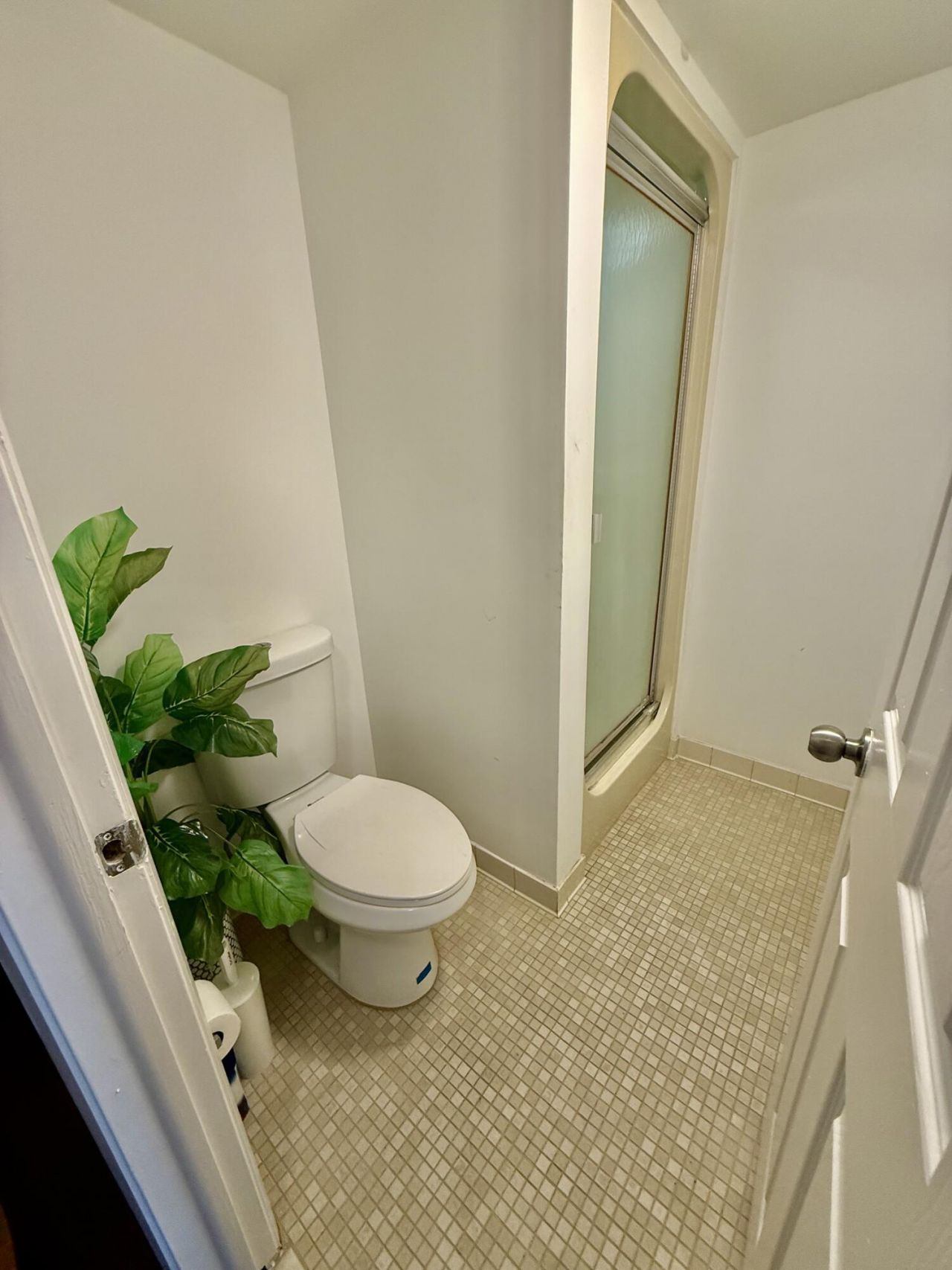 300 Three Islands Boulevard, Unit 101, Hallandale Beach, FL 33009 Photo