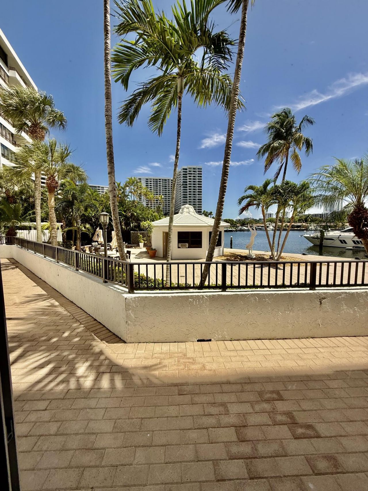 300 Three Islands Boulevard, Unit 101, Hallandale Beach, FL 33009 Photo