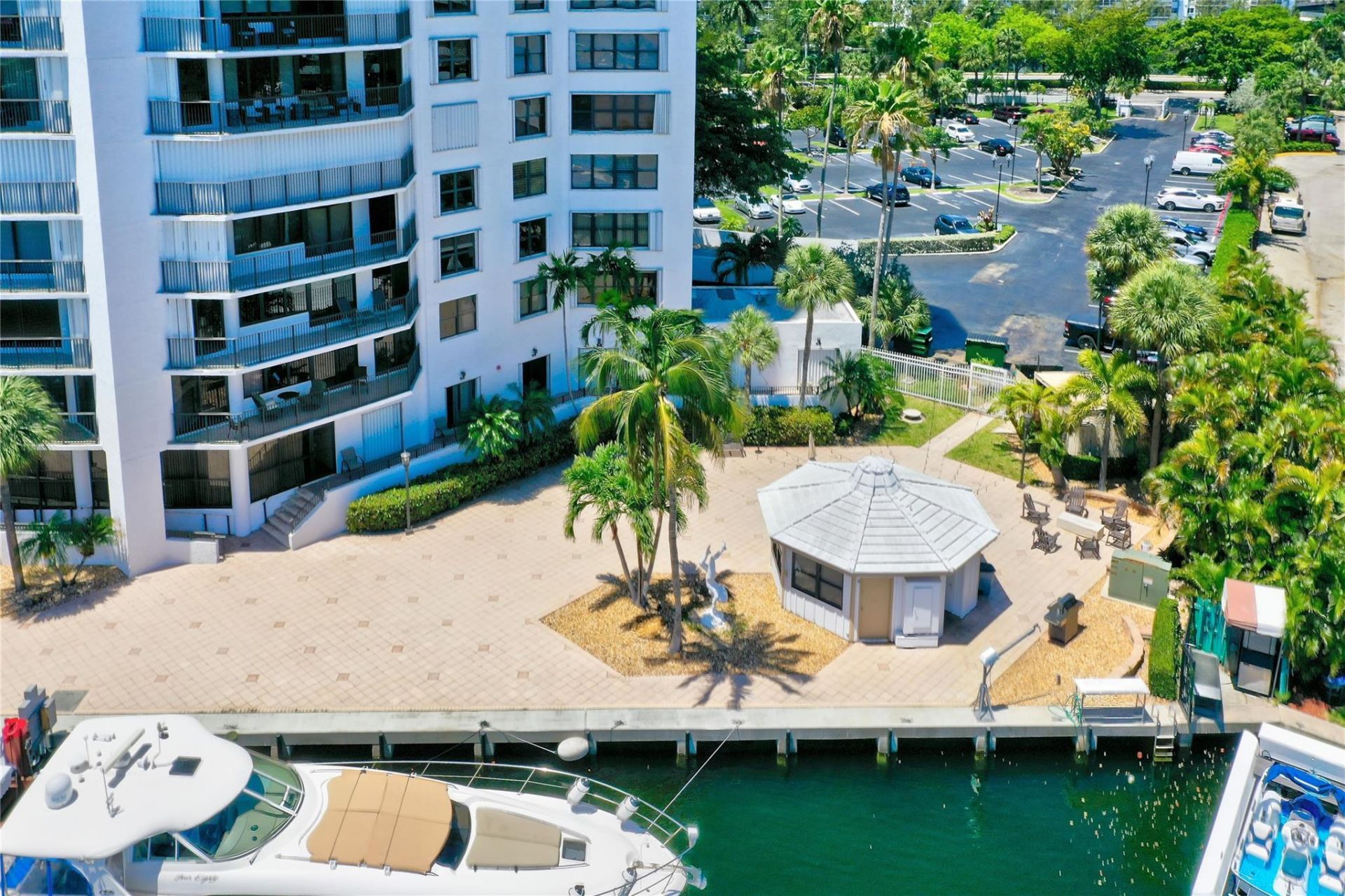 300 Three Islands Boulevard, Unit 101, Hallandale Beach, FL 33009 Photo