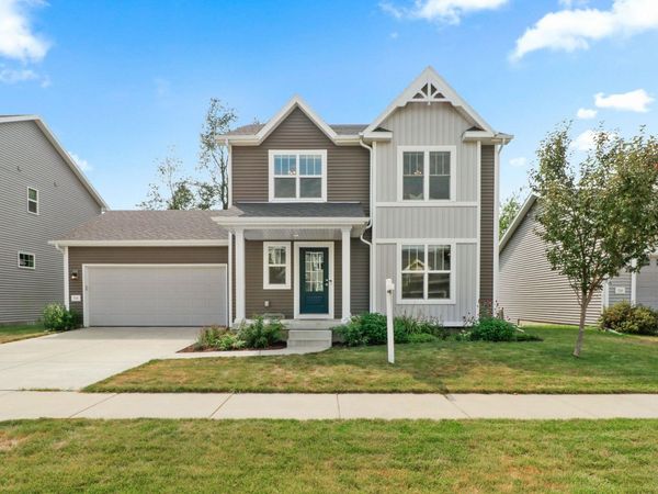 724 Crimson Leaf Lane, Verona, WI 53593