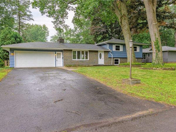 84 Eastwood , Rochester, NY 14622