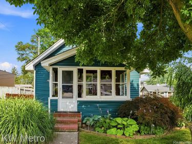 30768 Brentwood Street, Southfield, Mi 48076