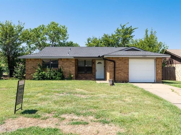 2605 NE Dearborn Avenue, Lawton, OK 73507