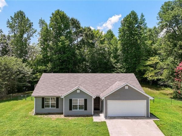 3807 Chase Drive, Gainesville, GA 30507