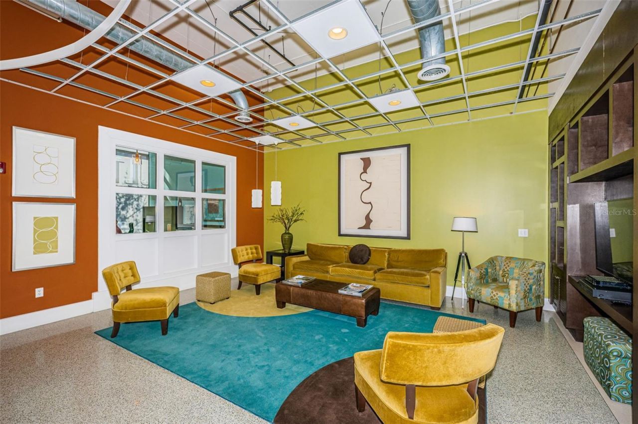 175 2nd Street S, Unit P04, Saint Petersburg, FL 33701 Photo