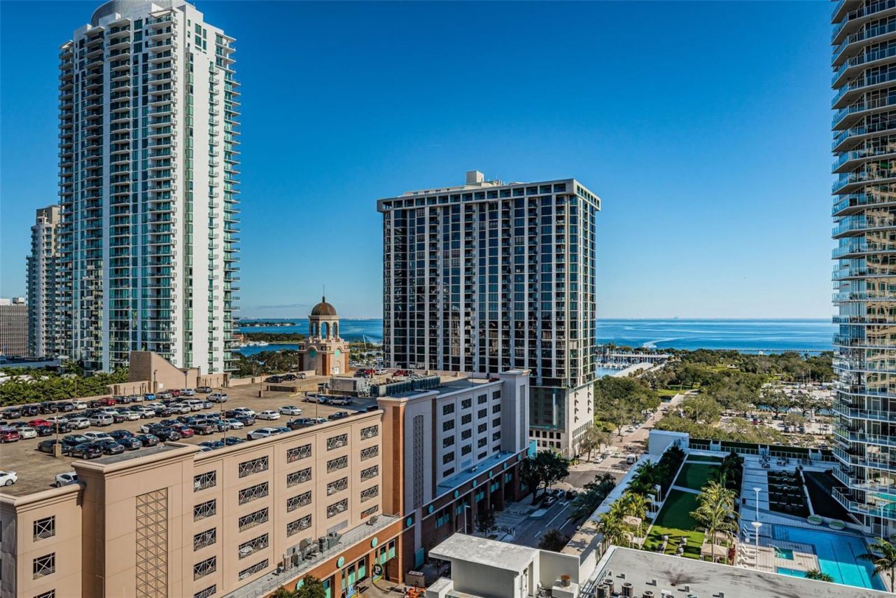 175 2nd Street S, Unit P04, Saint Petersburg, FL 33701 Photo