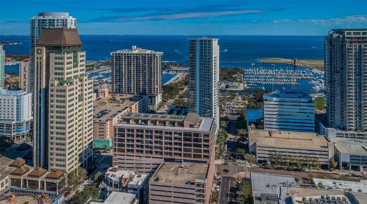 175 2nd Street S, Unit P04, Saint Petersburg, FL 33701 Photo