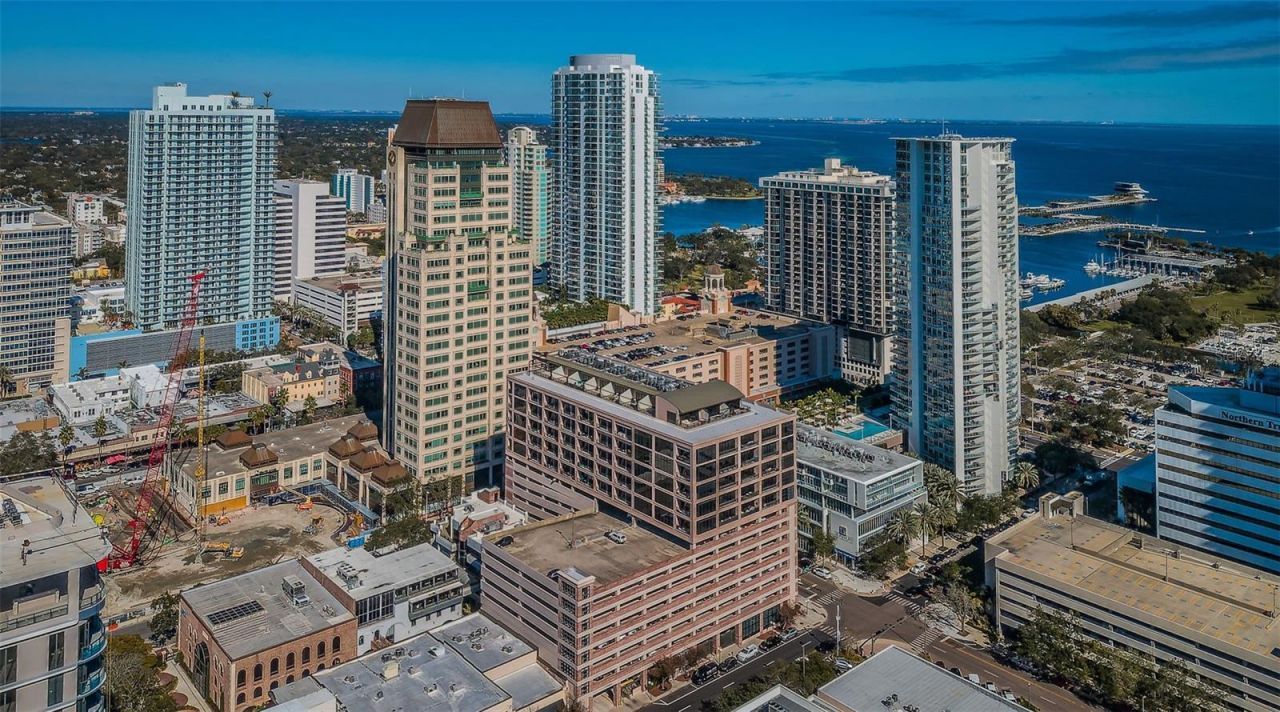 175 2nd Street S, Unit P04, Saint Petersburg, FL 33701 Photo