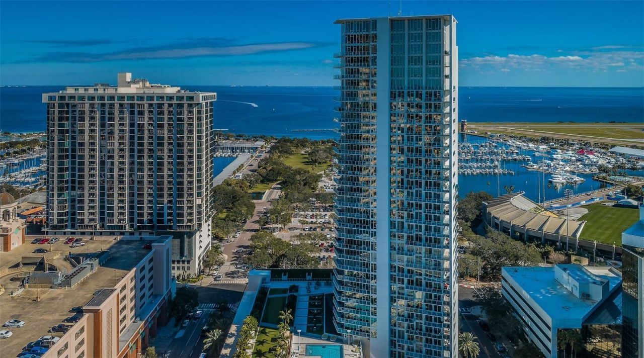 175 2nd Street S, Unit P04, Saint Petersburg, FL 33701 Photo