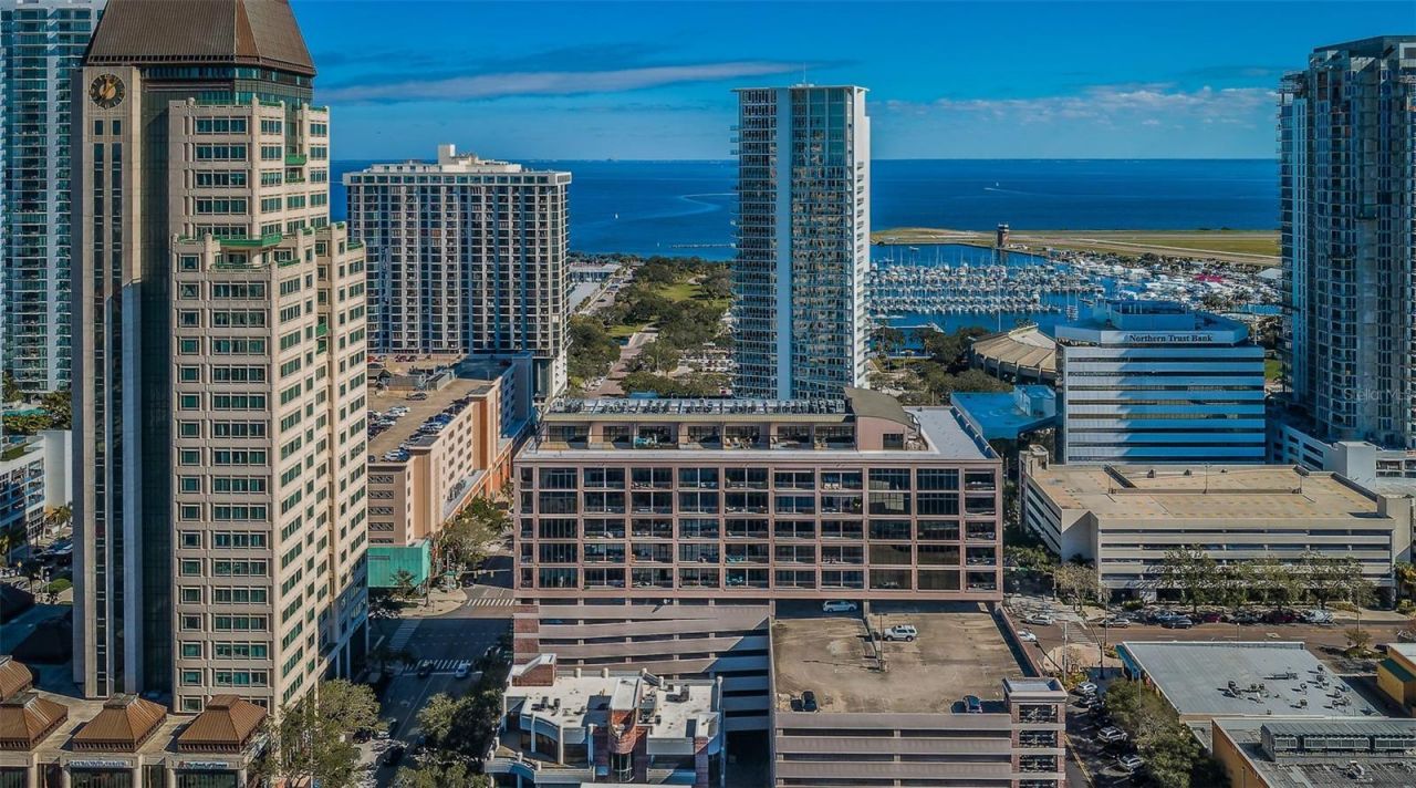 175 2nd Street S, Unit P04, Saint Petersburg, FL 33701 Photo
