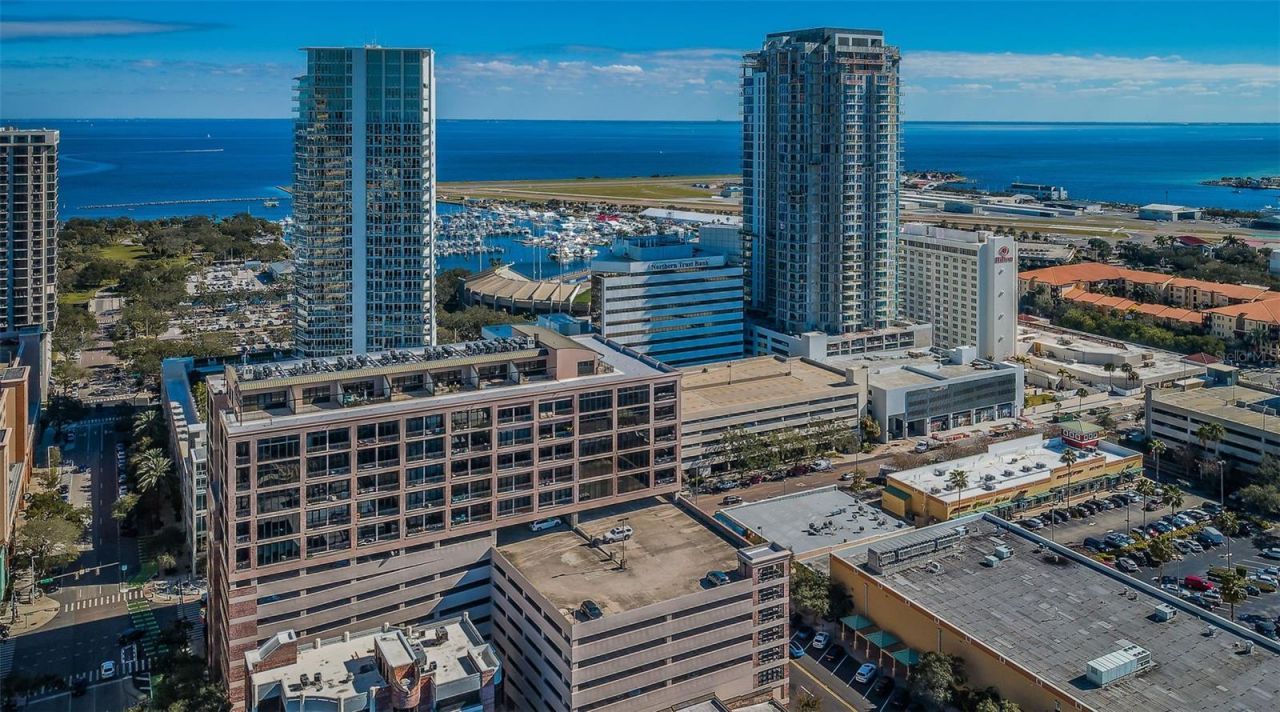 175 2nd Street S, Unit P04, Saint Petersburg, FL 33701 Photo