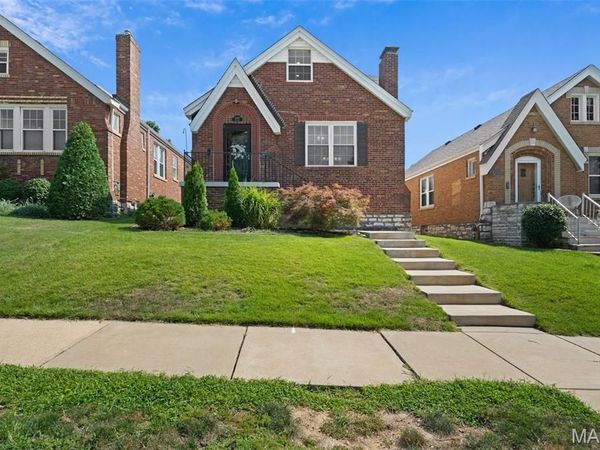 5444 Tholozan Avenue , St Louis, MO 63109