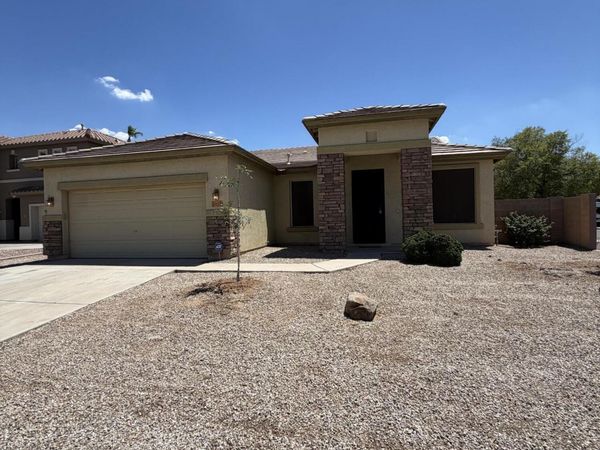 2925 E ANDRE Avenue, Gilbert, AZ 85298