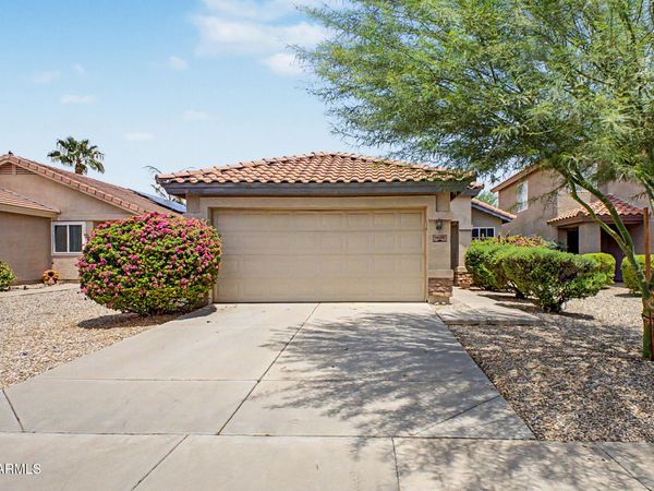 1448 E SAGUARO Trail, San Tan Valley, AZ 85143