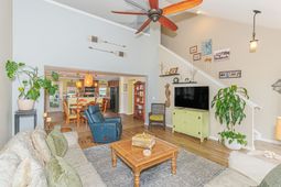 757 Bonita Loop photo 4