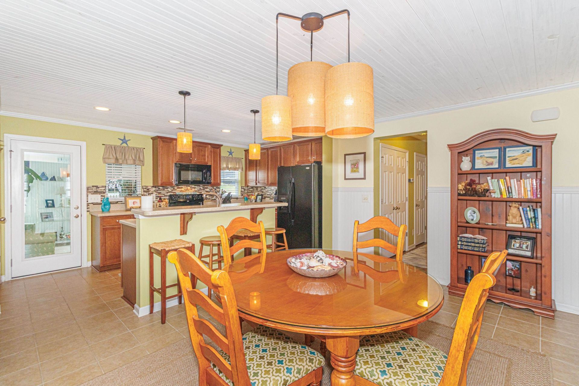 757 Bonita Loop Photo 6