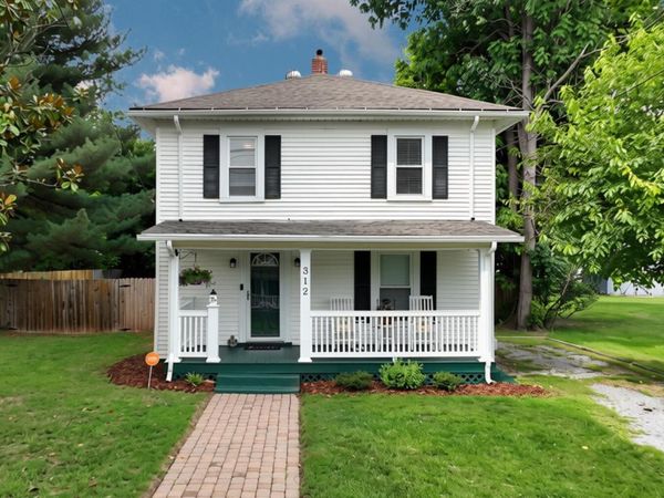 312 LAKEHURST AVE, Salem, VA 24153