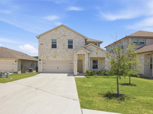 303 El Capitan LOOP, Dripping Springs, TX 78620