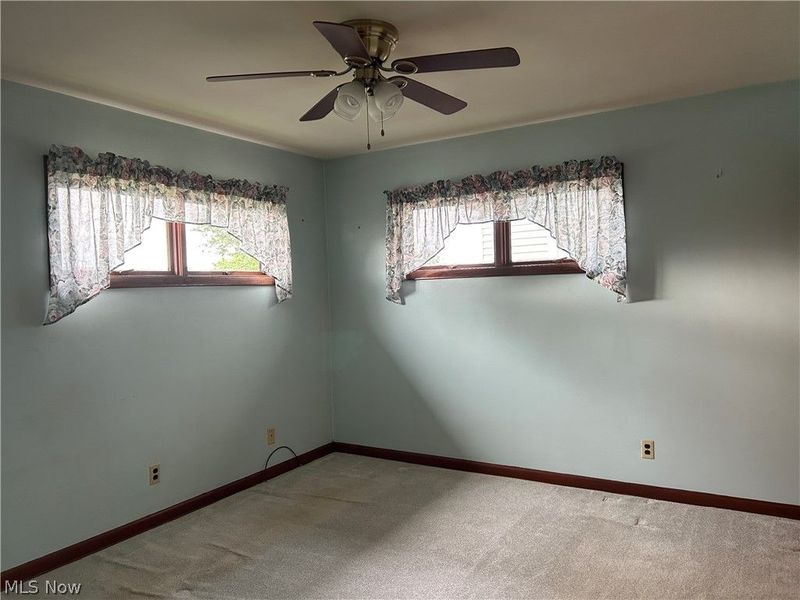 433 Park Avenue, Cadiz, OH 43907 Photo 11