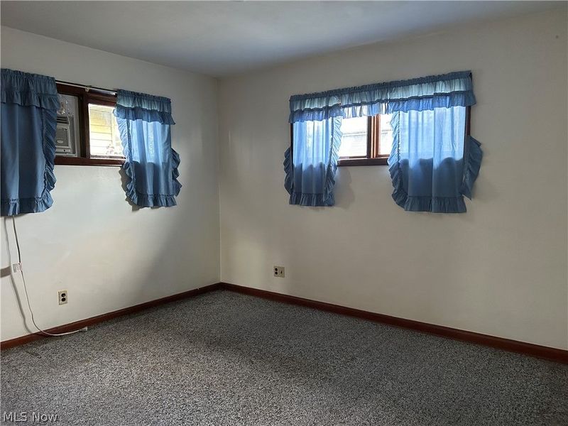 433 Park Avenue, Cadiz, OH 43907 Photo 12