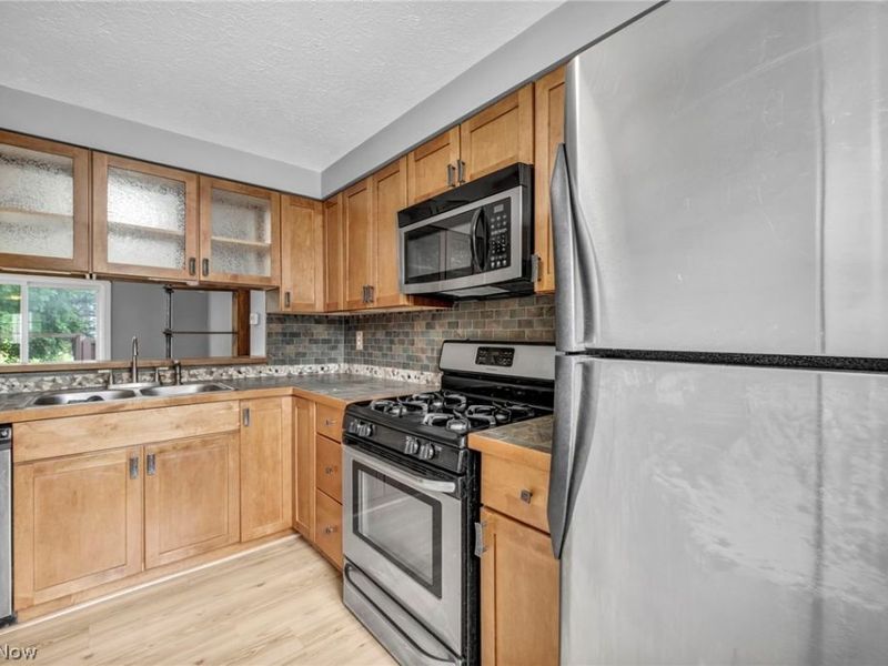 4833 Grafton Road, Brunswick, OH 44212 Photo 16