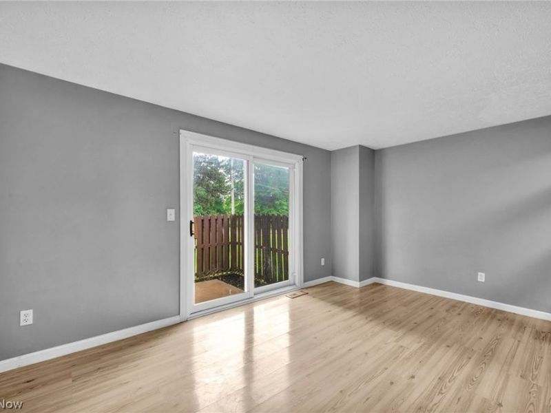 4833 Grafton Road, Brunswick, OH 44212 Photo 8
