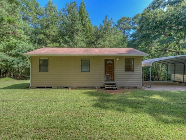 104 Coley Street , Mooringsport, LA 71060