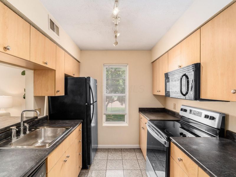 915 Quay Avenue, Unit 915H, Grandview Heights, OH 43212 Photo 14
