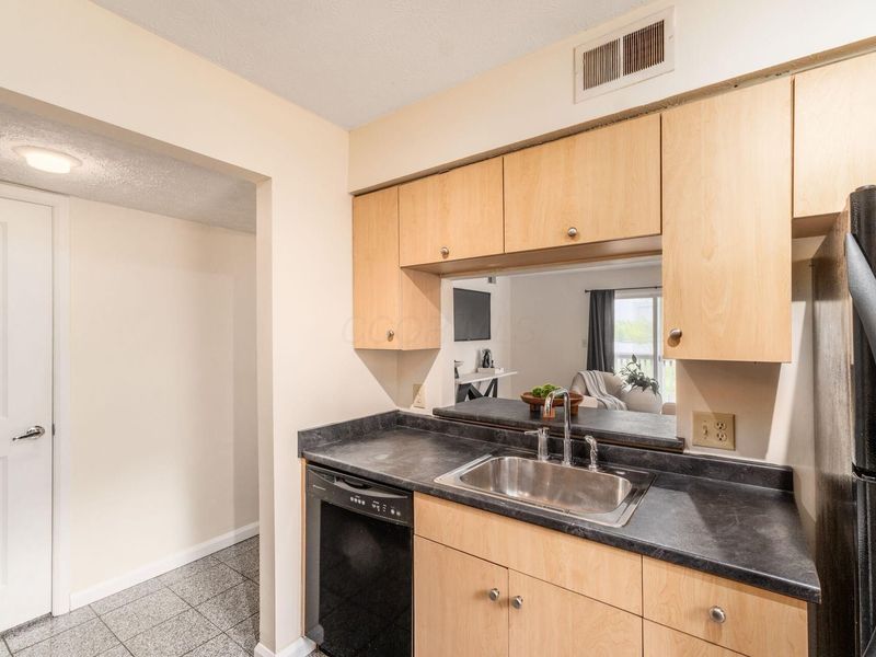 915 Quay Avenue, Unit 915H, Grandview Heights, OH 43212 Photo 14