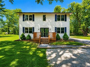 307 S Ellicott Creek Road, Buffalo, NY 14228