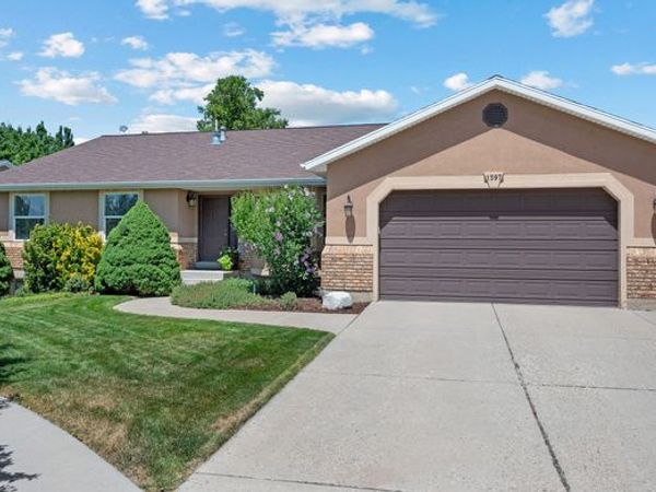 1597 E 11400 S, Sandy, UT 84092
