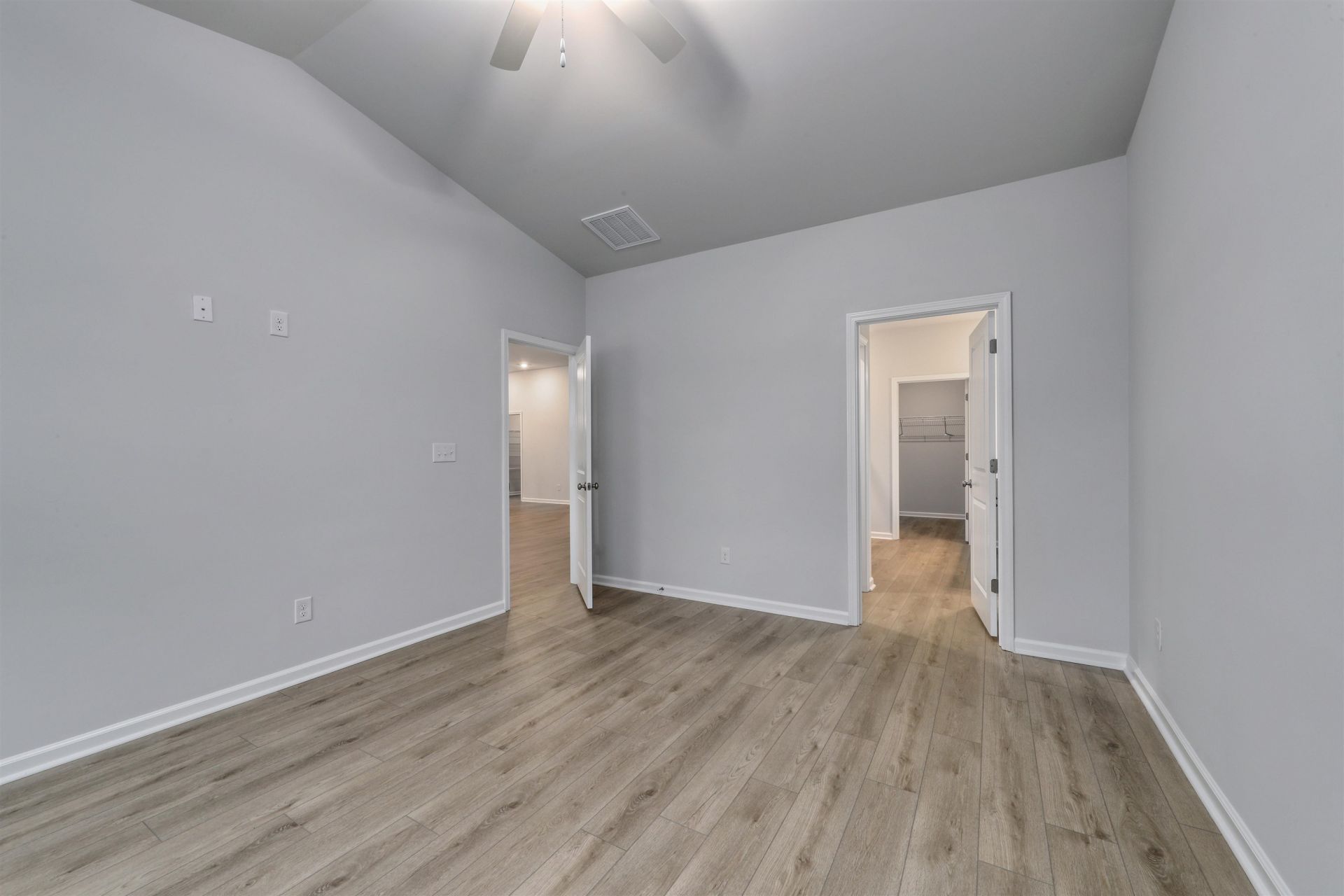 859 Wild Indigo Dr Photo 15