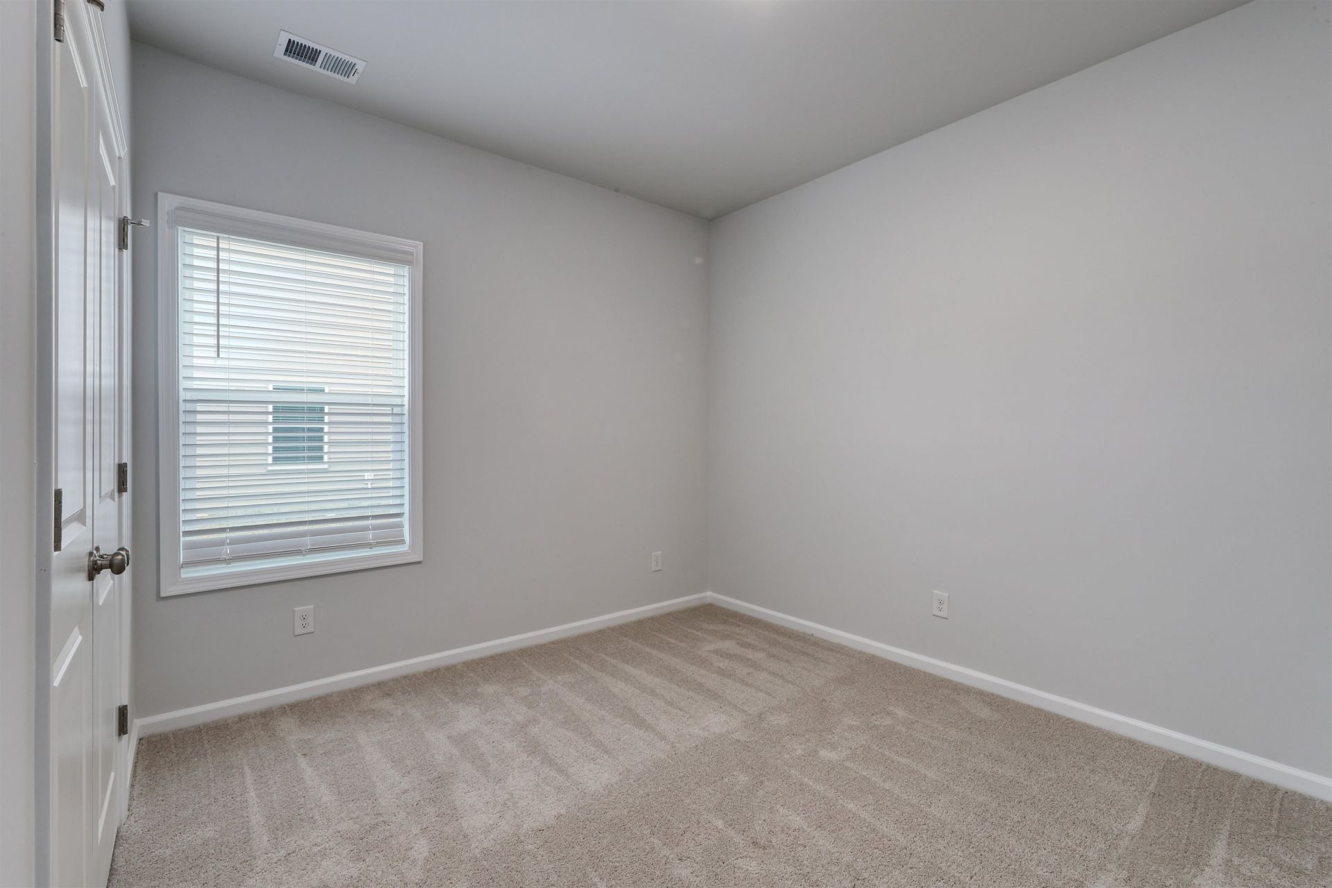 859 Wild Indigo Dr Photo 24
