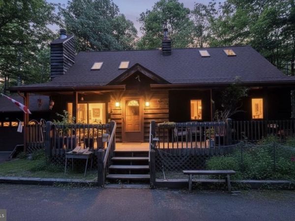 7 LIBRA MEW, LAKE ARIEL, PA 18436
