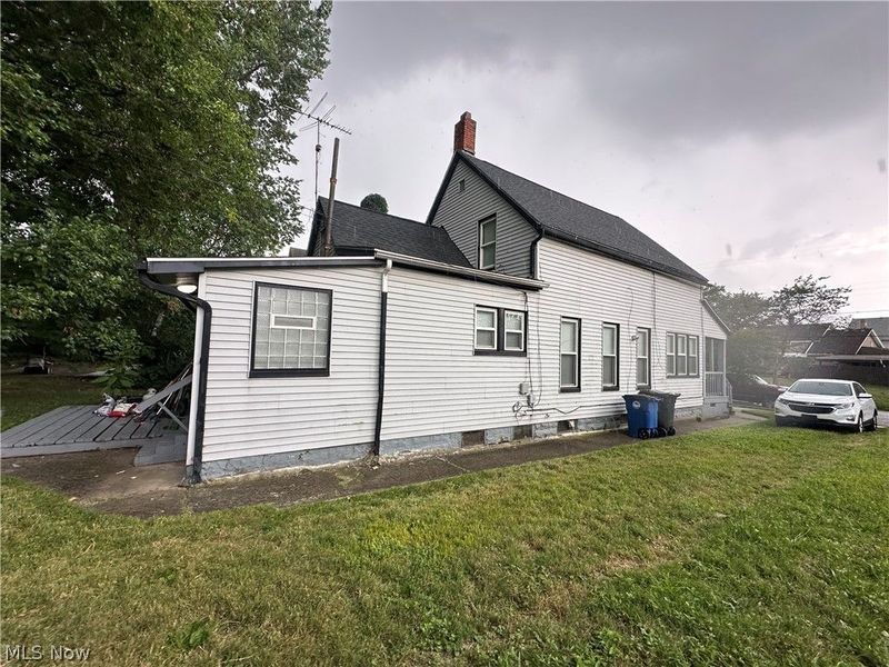 875 E 154th Street, Cleveland, OH 44110 Photo 3