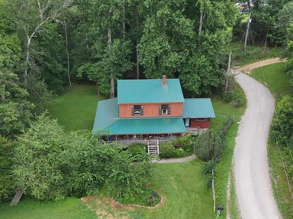 340 Christian Community Rd, Livingston, TN 38570