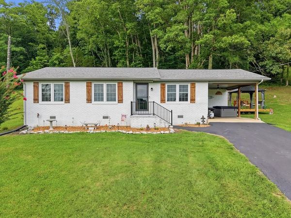 229 Burton Road, Sparta, TN 38583