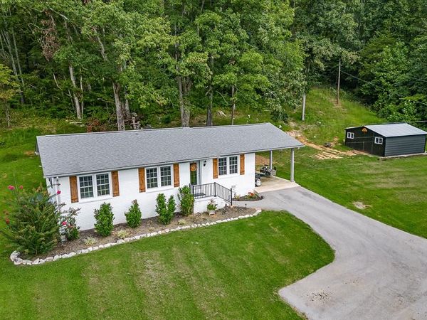 229 Burton Road, Sparta, TN 38583