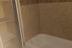 805 Driftwood Lane photo 4
