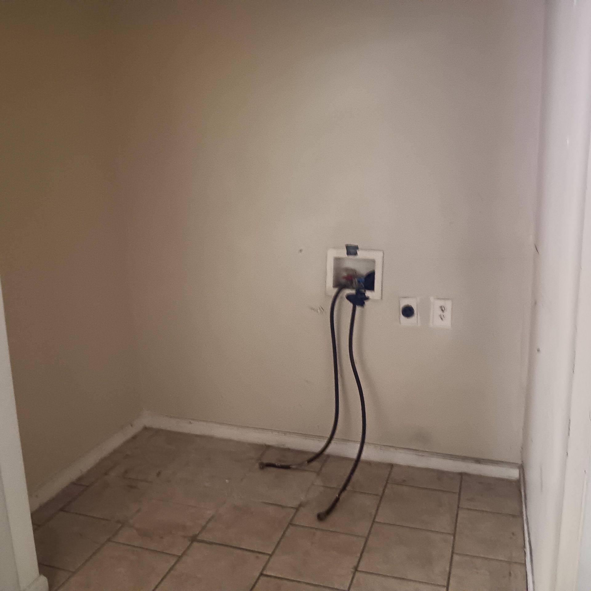 805 Driftwood Lane Photo 9