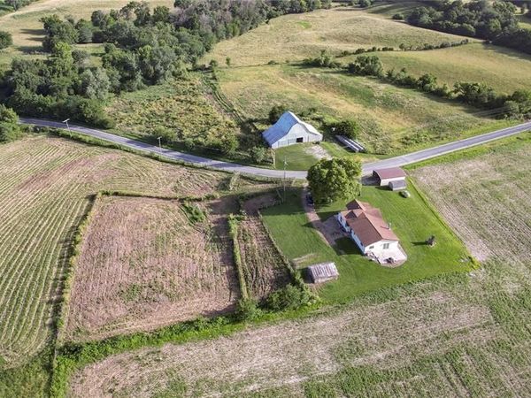 761 830N Avenue , Mount Sterling, IL 62353