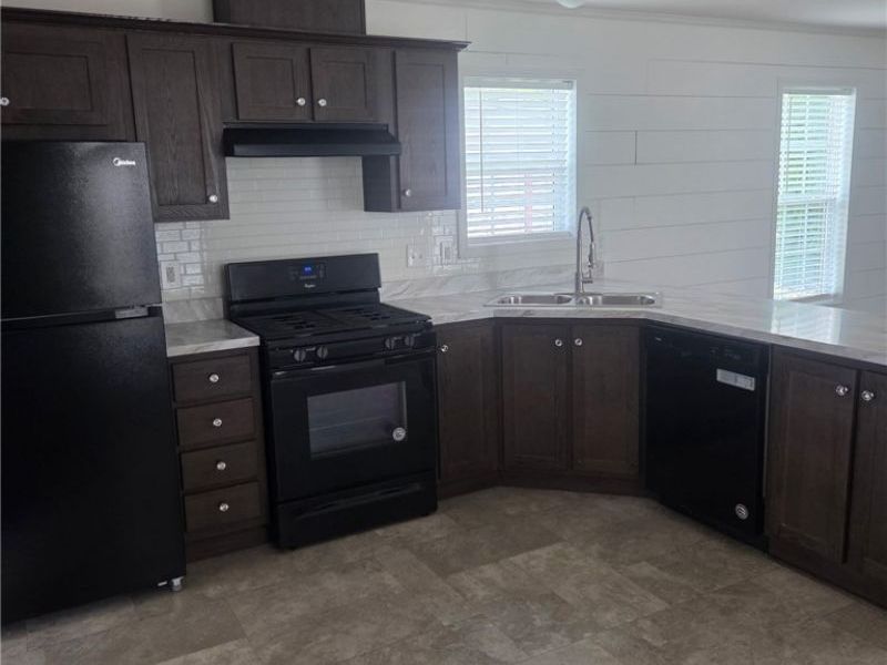 89 Woodcrest, Unit 89, Marysville, OH 43040 Photo 9