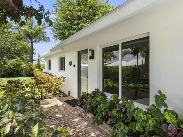 8416 Pine Tree Lane, Lake Clarke Shores, FL 33406