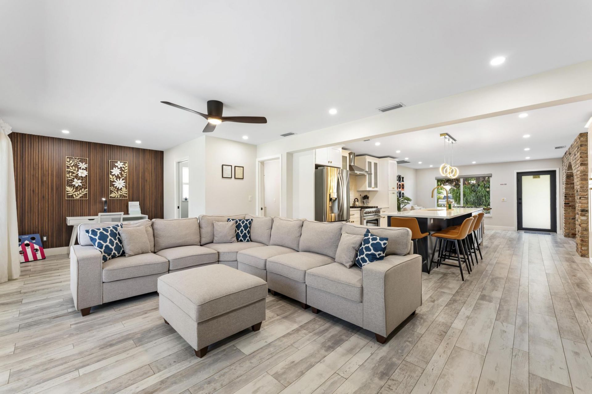 8416 Pine Tree Lane, Lake Clarke Shores, FL 33406 Photo