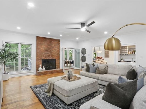3410 Donegal Way , Snellville, GA 30039