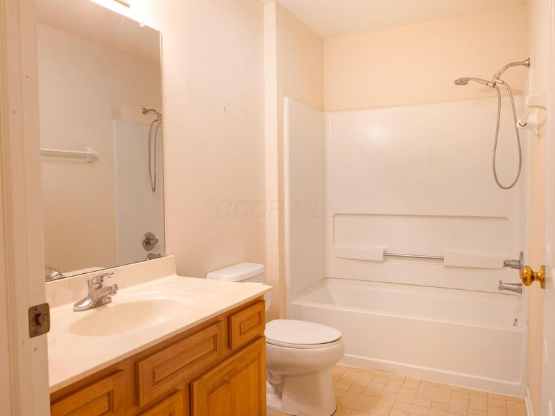 11926 Sandpiper Lane, Pickerington, OH 43147 Photo 9